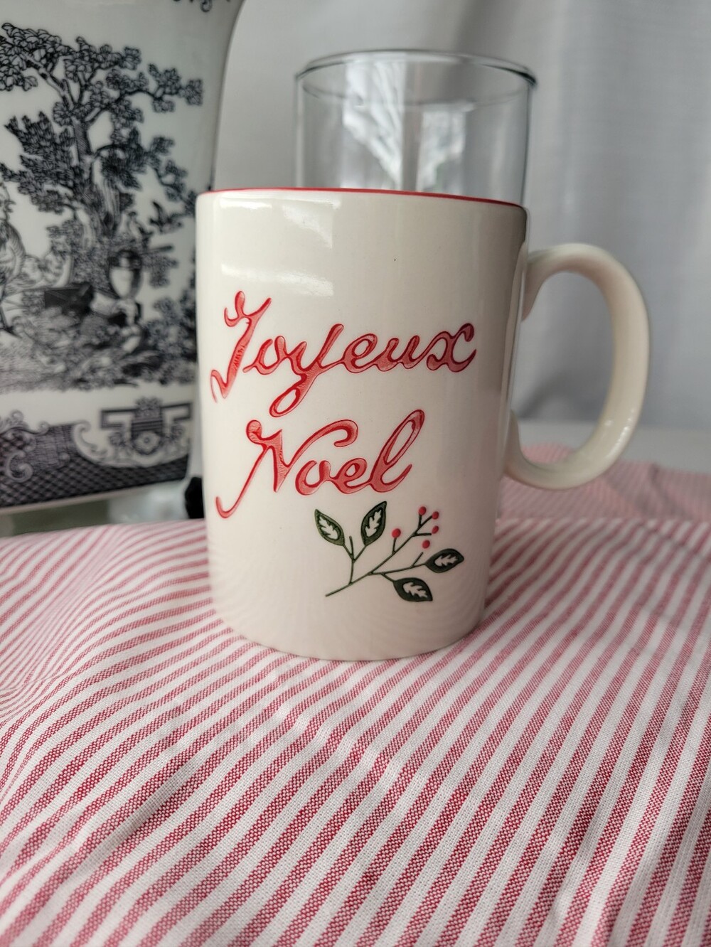Tag Joyeux Noel Holiday Mug